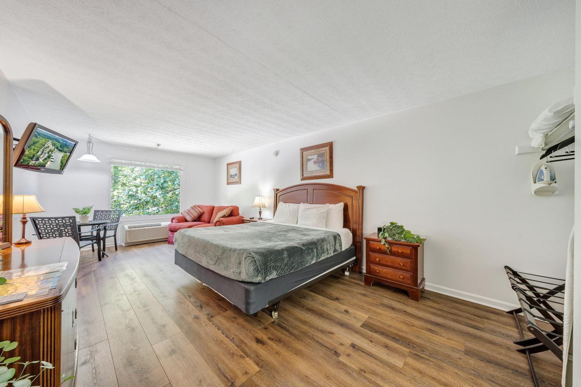 Halesford Harbour Resort - Smith Mountain Lake Moneta Extérieur photo