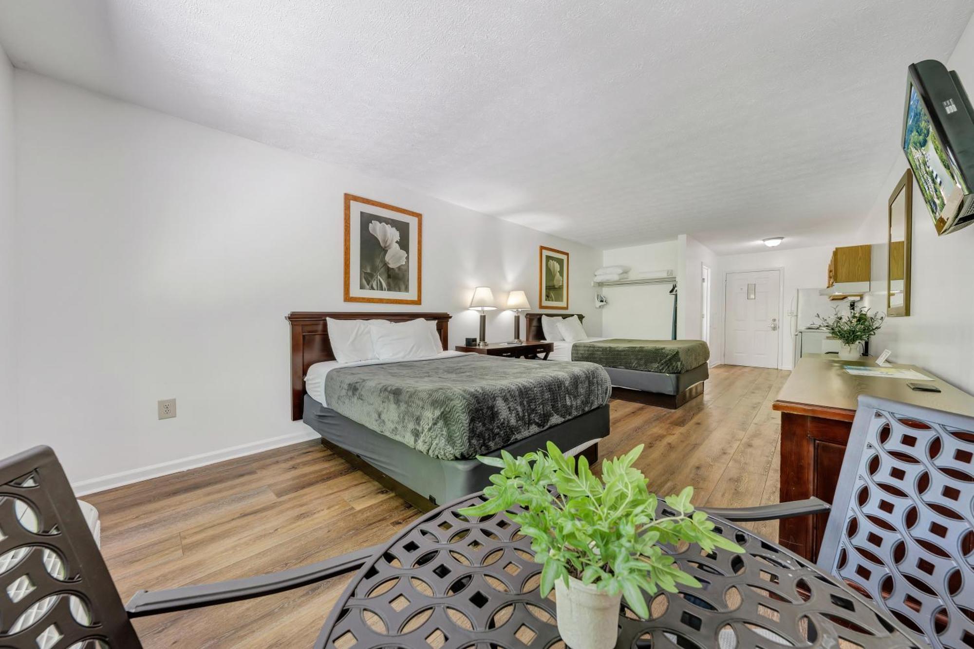 Halesford Harbour Resort - Smith Mountain Lake Moneta Extérieur photo