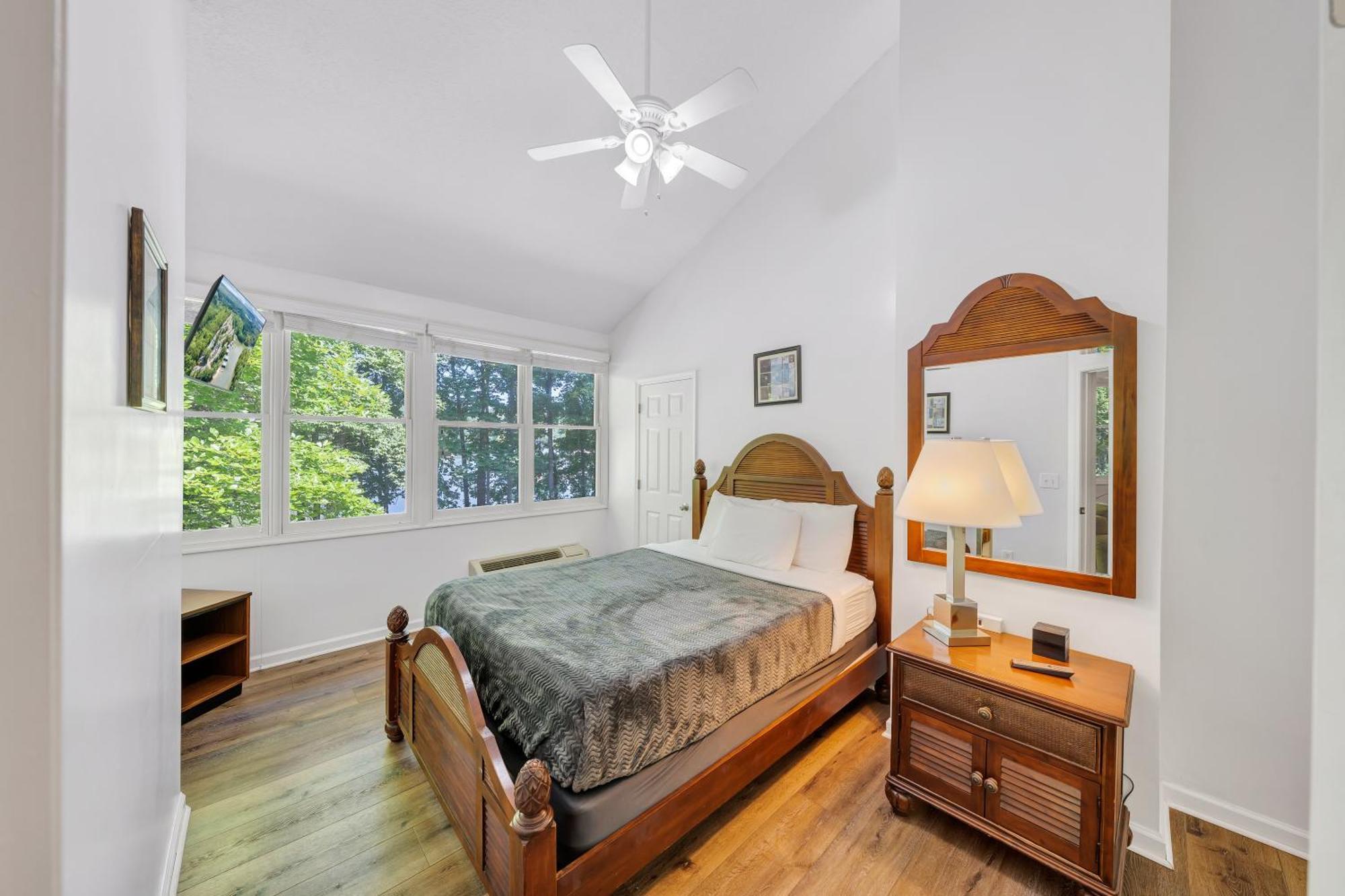 Halesford Harbour Resort - Smith Mountain Lake Moneta Extérieur photo