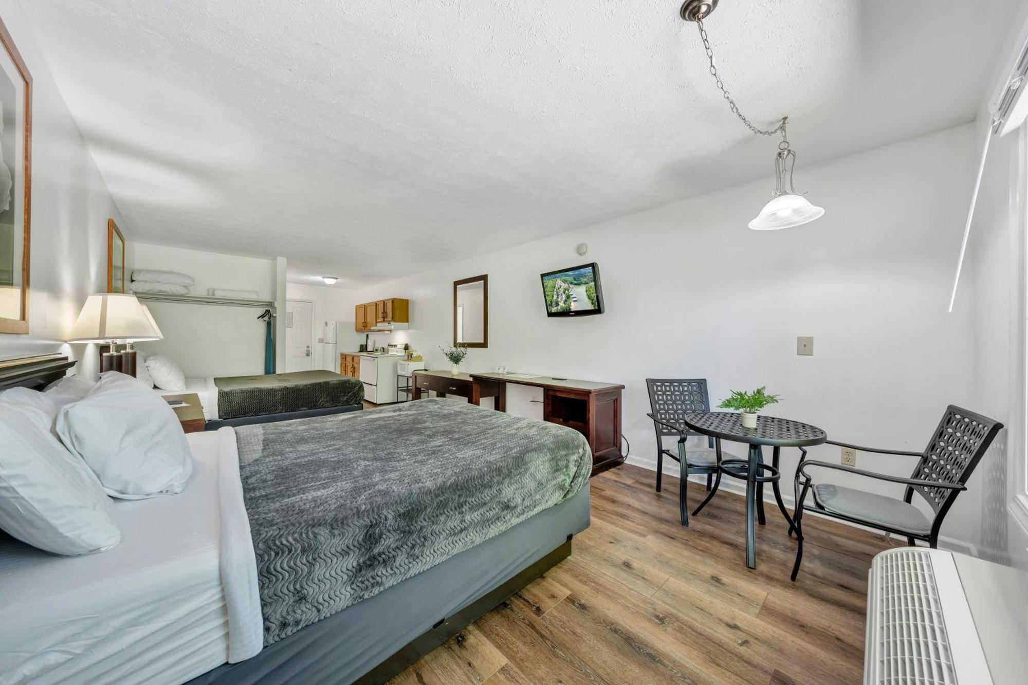 Halesford Harbour Resort - Smith Mountain Lake Moneta Extérieur photo